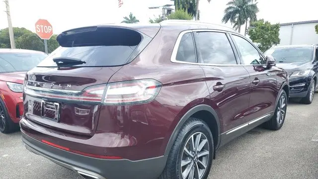 2021 Lincoln Nautilus Standard