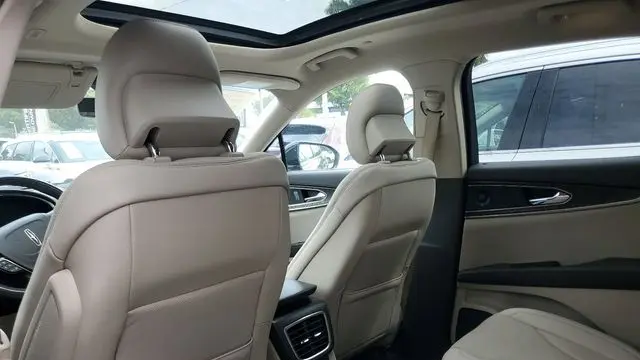 2021 Lincoln Nautilus Standard