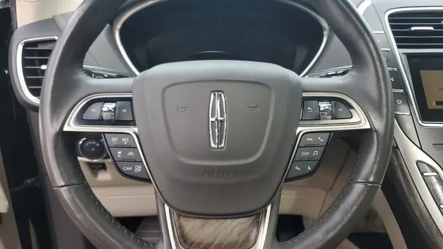 2021 Lincoln Nautilus Standard