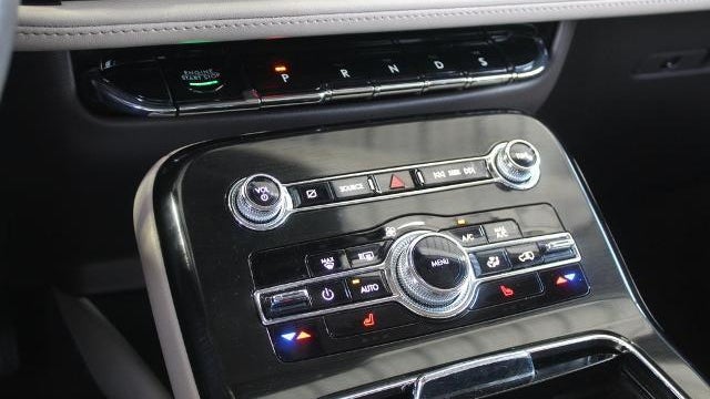 2022 Lincoln Nautilus Standard