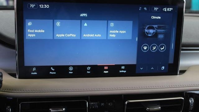 2022 Lincoln Nautilus Standard