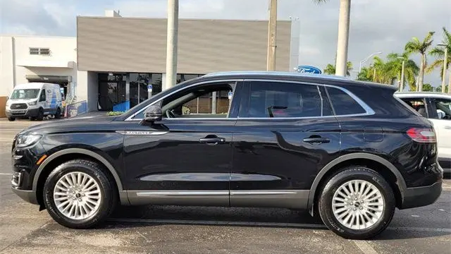 2020 Lincoln Nautilus Standard