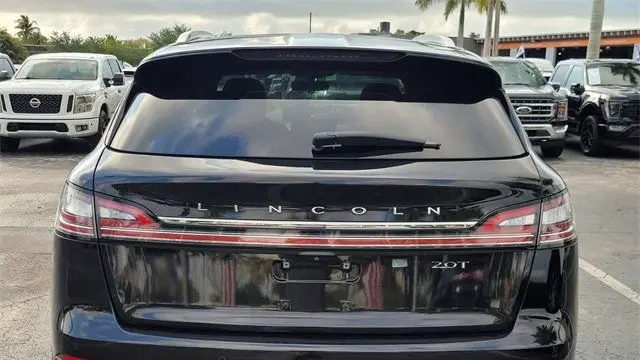 2020 Lincoln Nautilus Standard