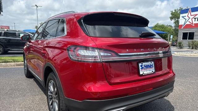 2021 Lincoln Nautilus Standard
