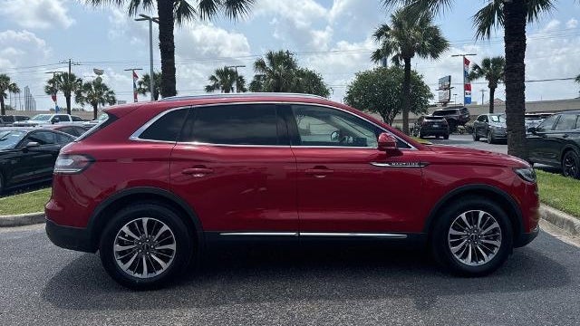 2021 Lincoln Nautilus Standard