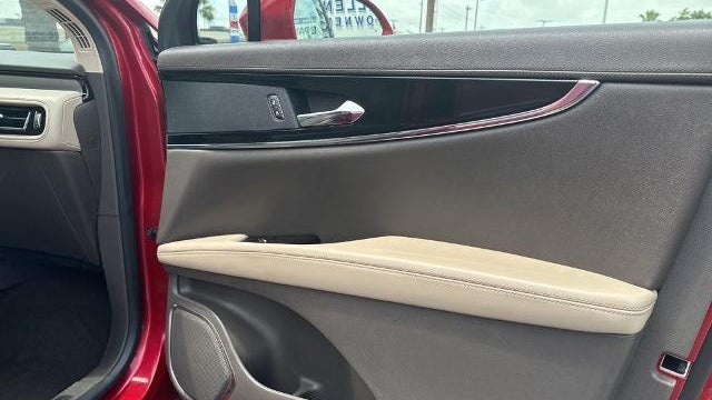 2021 Lincoln Nautilus Standard