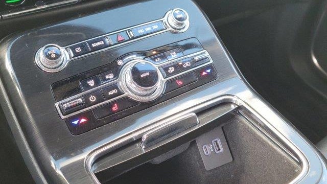 2022 Lincoln Nautilus Standard