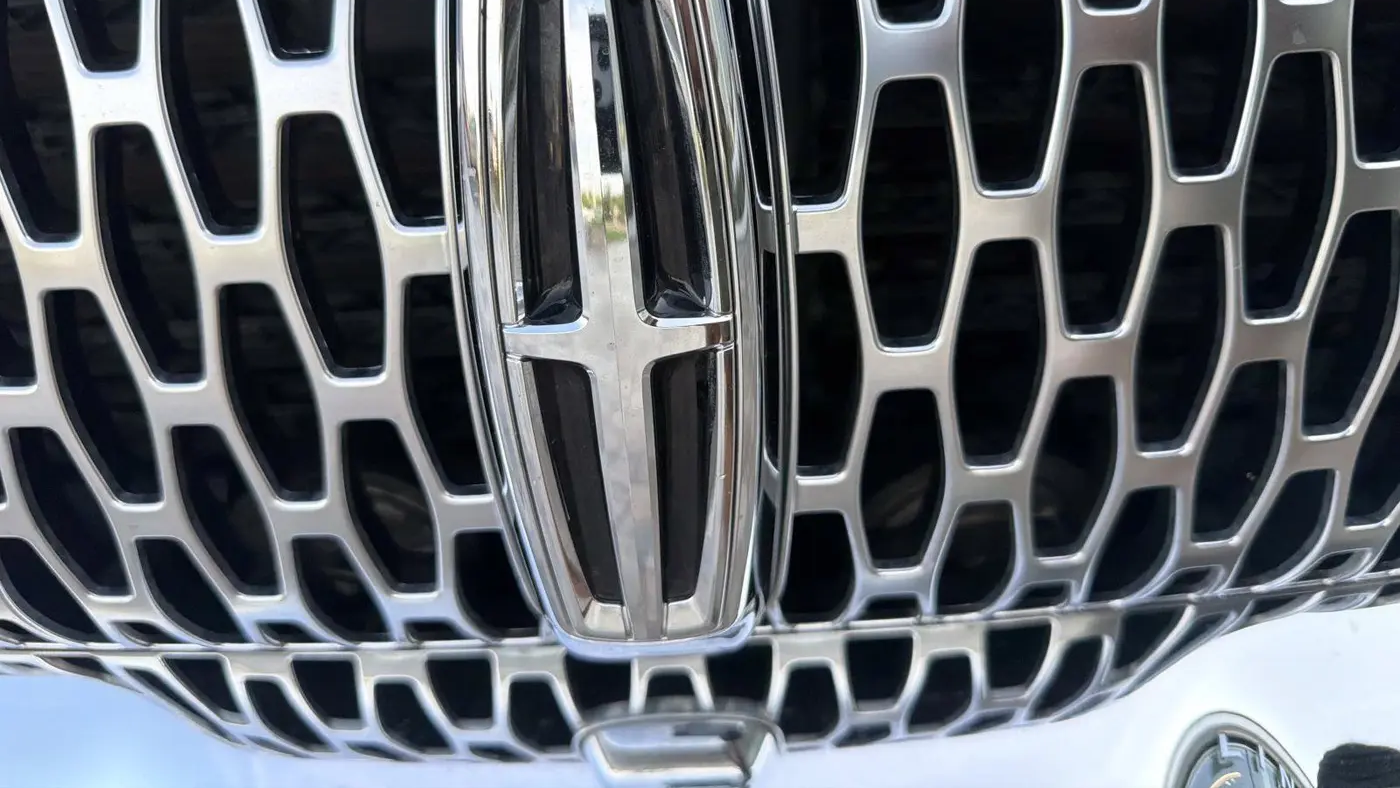 2022 Lincoln Nautilus Standard