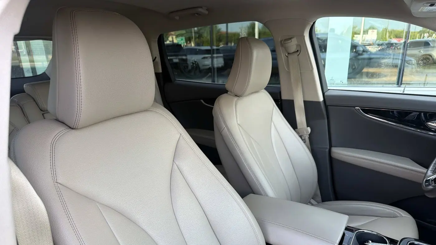 2022 Lincoln Nautilus Standard