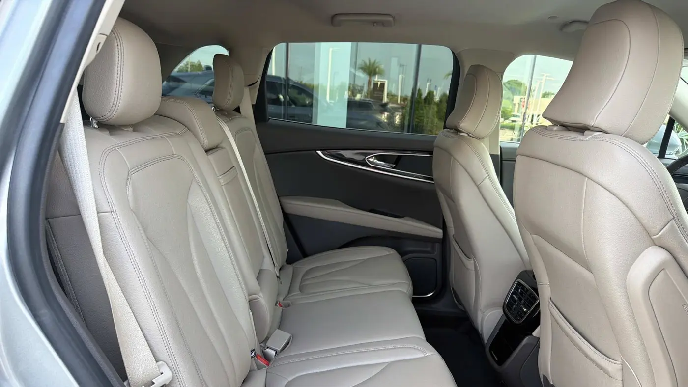 2022 Lincoln Nautilus Standard