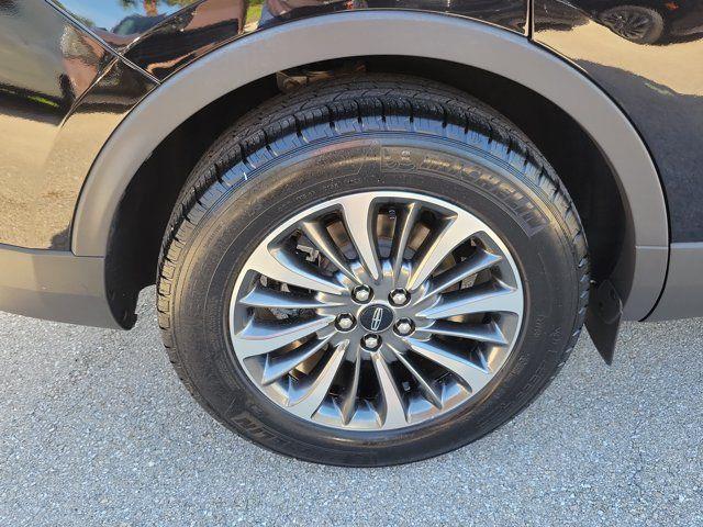 2022 Lincoln Nautilus - $23,789