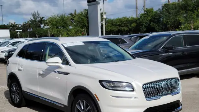 2023 Lincoln Nautilus Standard
