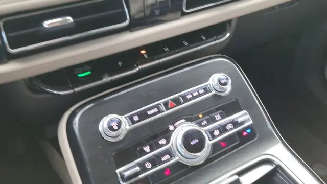 2023 Lincoln Nautilus Standard