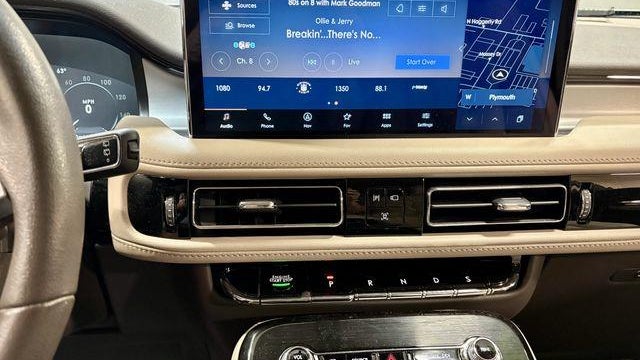2023 Lincoln Nautilus Standard