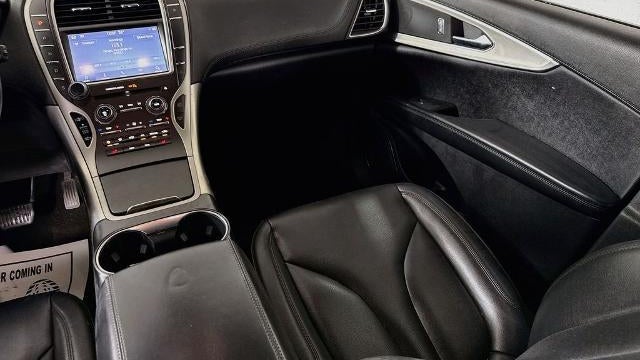 2019 Lincoln Nautilus Base