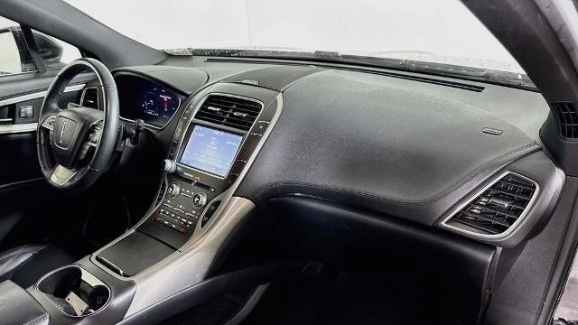 2019 Lincoln Nautilus Base