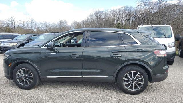 2022 Lincoln Nautilus Standard