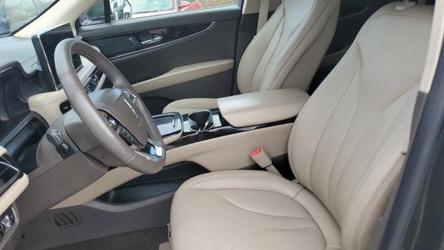 2022 Lincoln Nautilus Standard