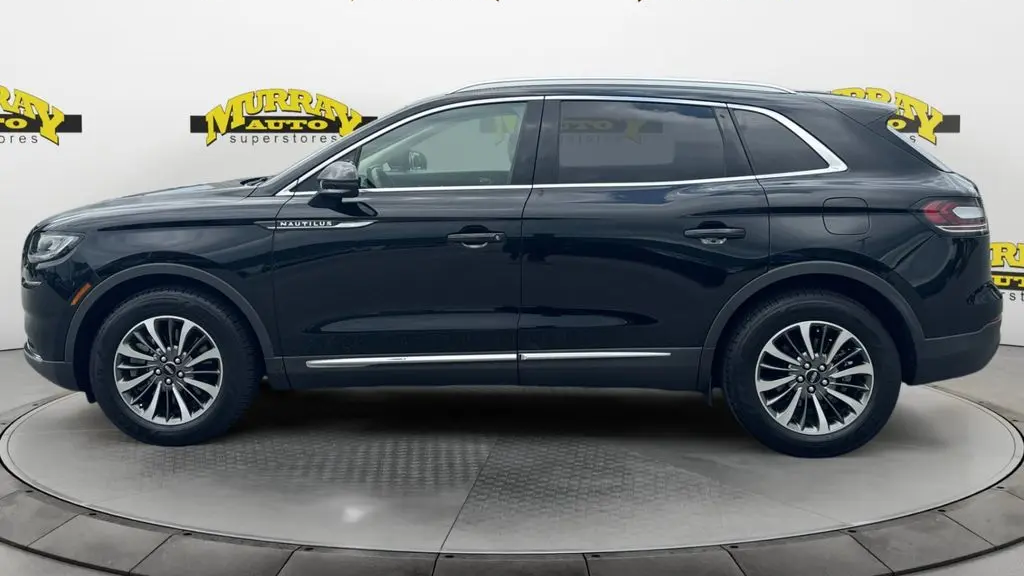 2022 Lincoln Nautilus Standard