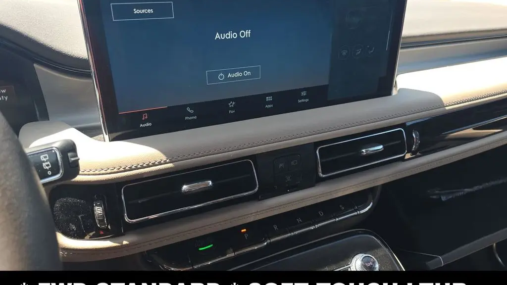 2023 Lincoln Nautilus Standard