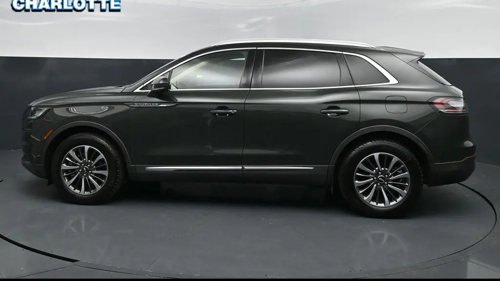 2023 Lincoln Nautilus Standard