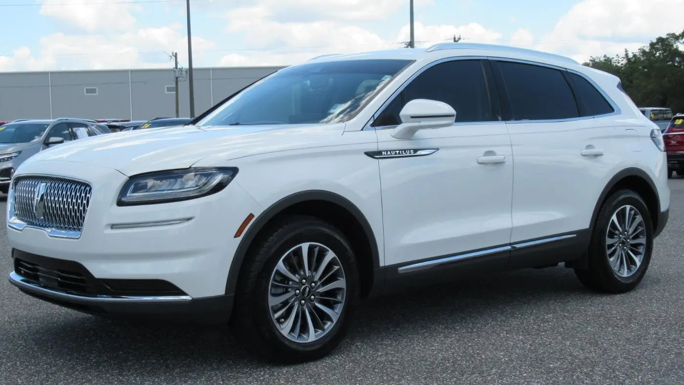 2022 Lincoln Nautilus Standard