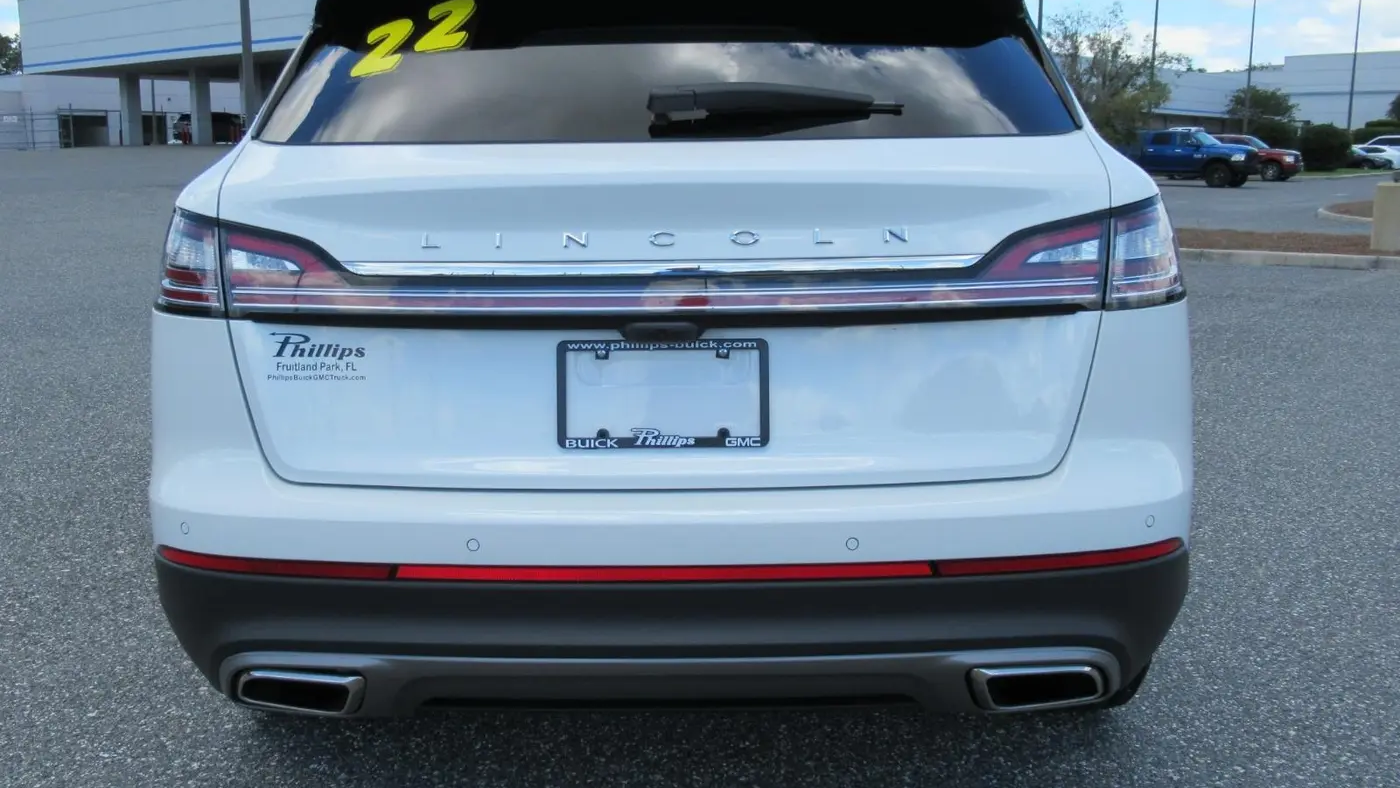 2022 Lincoln Nautilus Standard