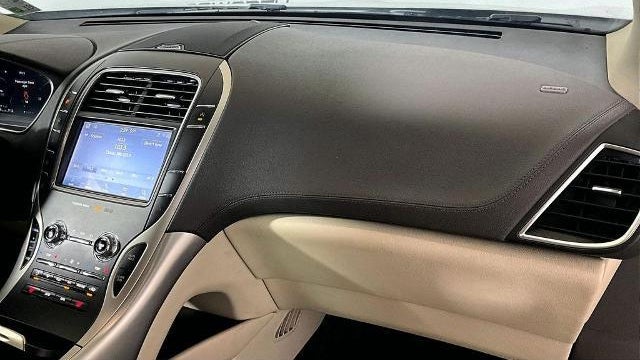 2020 Lincoln Nautilus Standard