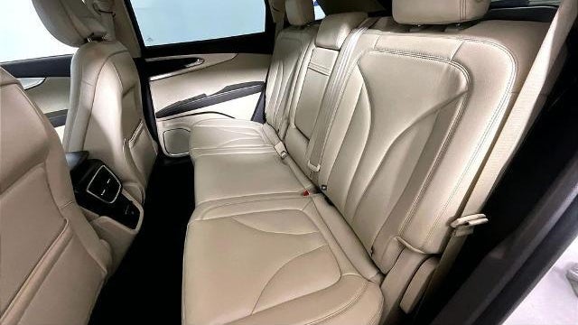 2020 Lincoln Nautilus Standard