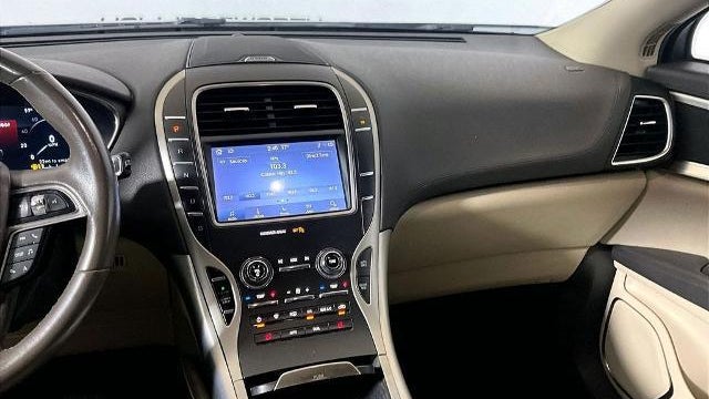 2020 Lincoln Nautilus Standard