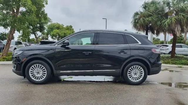 2020 Lincoln Nautilus Standard
