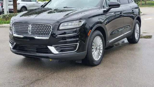 2020 Lincoln Nautilus Standard