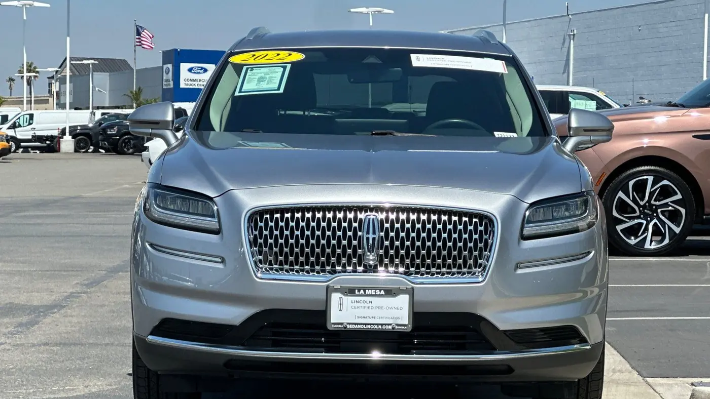 2022 Lincoln Nautilus Standard