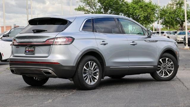 2023 Lincoln Nautilus Standard