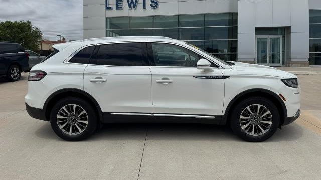 2022 Lincoln Nautilus Standard