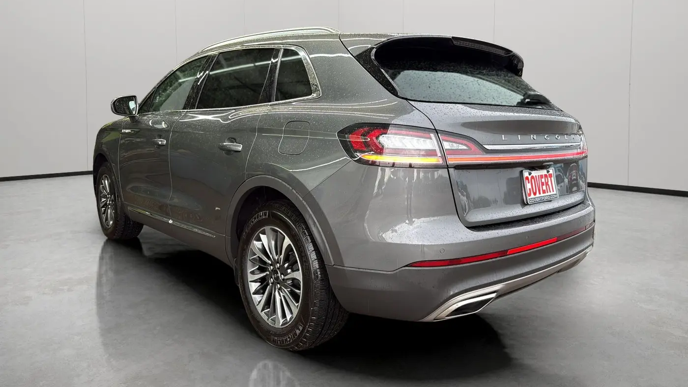 2023 Lincoln Nautilus Standard