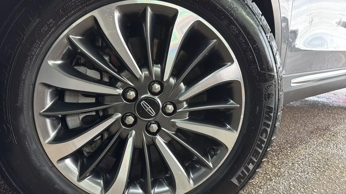 2023 Lincoln Nautilus Standard