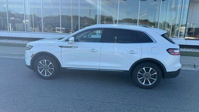 2023 Lincoln Nautilus Standard