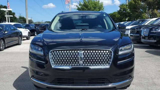 2022 Lincoln Nautilus Standard