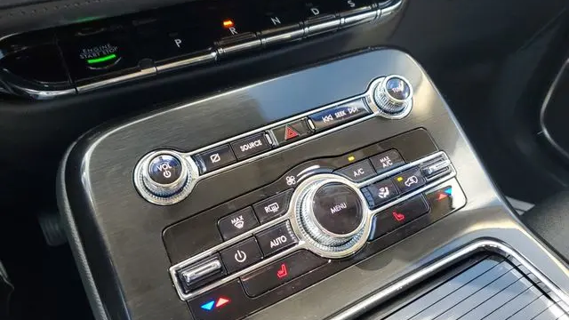 2022 Lincoln Nautilus Standard