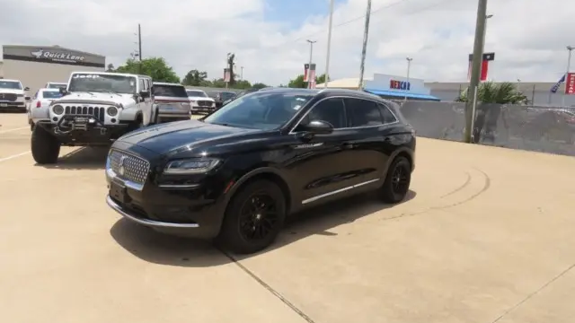 2022 Lincoln Nautilus Standard