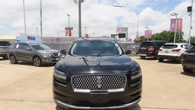 2022 Lincoln Nautilus Standard