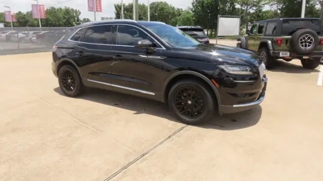 2022 Lincoln Nautilus Standard