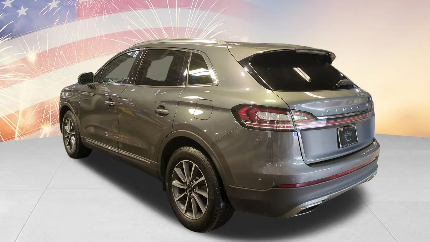 2022 Lincoln Nautilus Standard