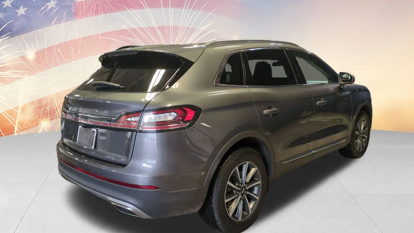 2022 Lincoln Nautilus Standard