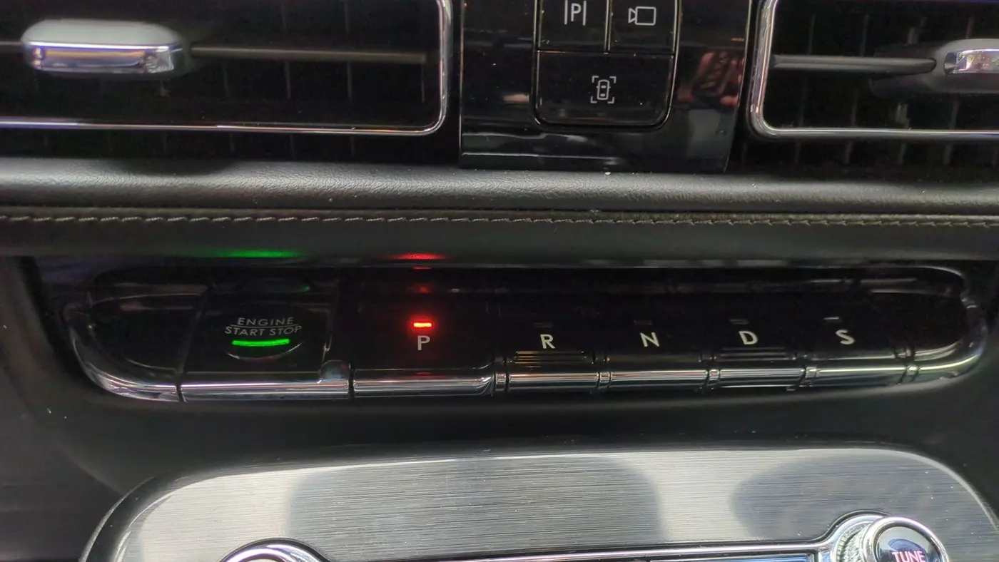 2022 Lincoln Nautilus Standard