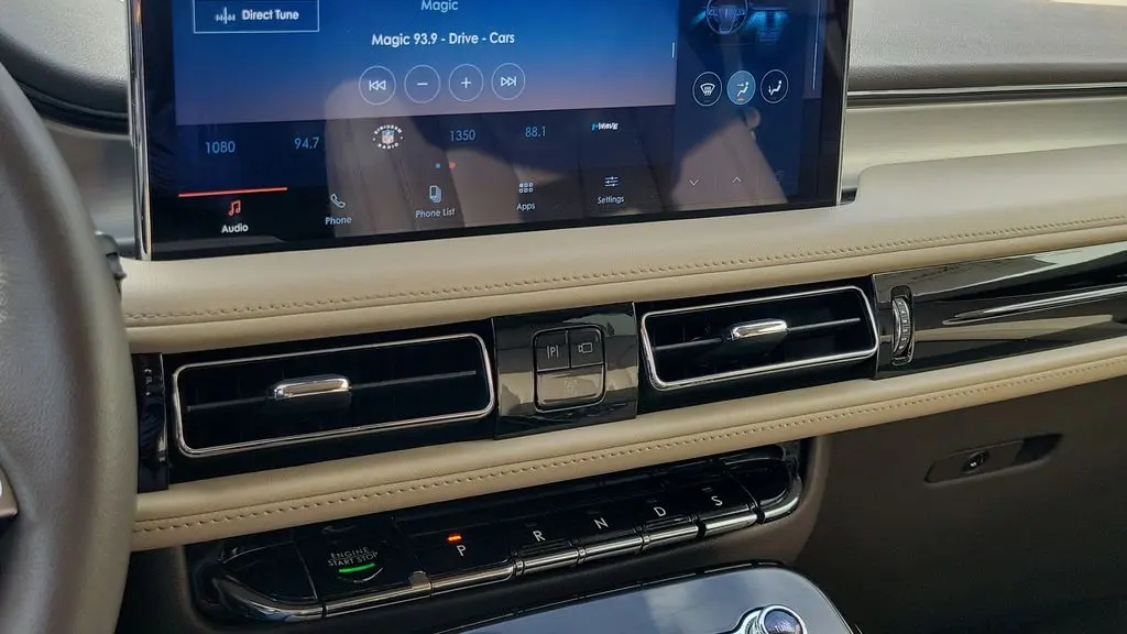 2023 Lincoln Nautilus Standard