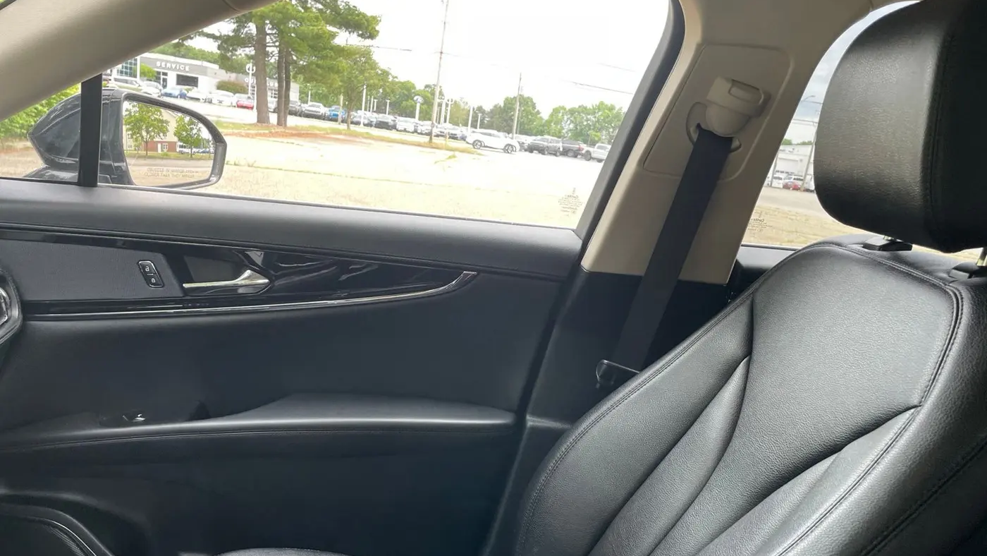 2023 Lincoln Nautilus Standard