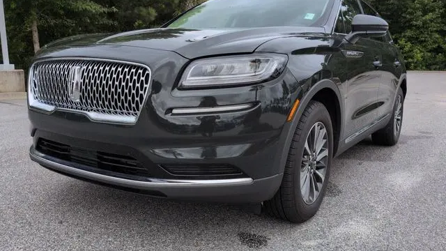 2023 Lincoln Nautilus Standard