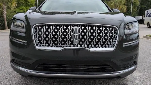 2023 Lincoln Nautilus Standard